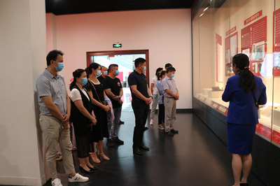 奮進(jìn)皖東百年路，初心映照新征程——市第二人民醫(yī)院組織參觀慶祝建黨100周年專題展覽